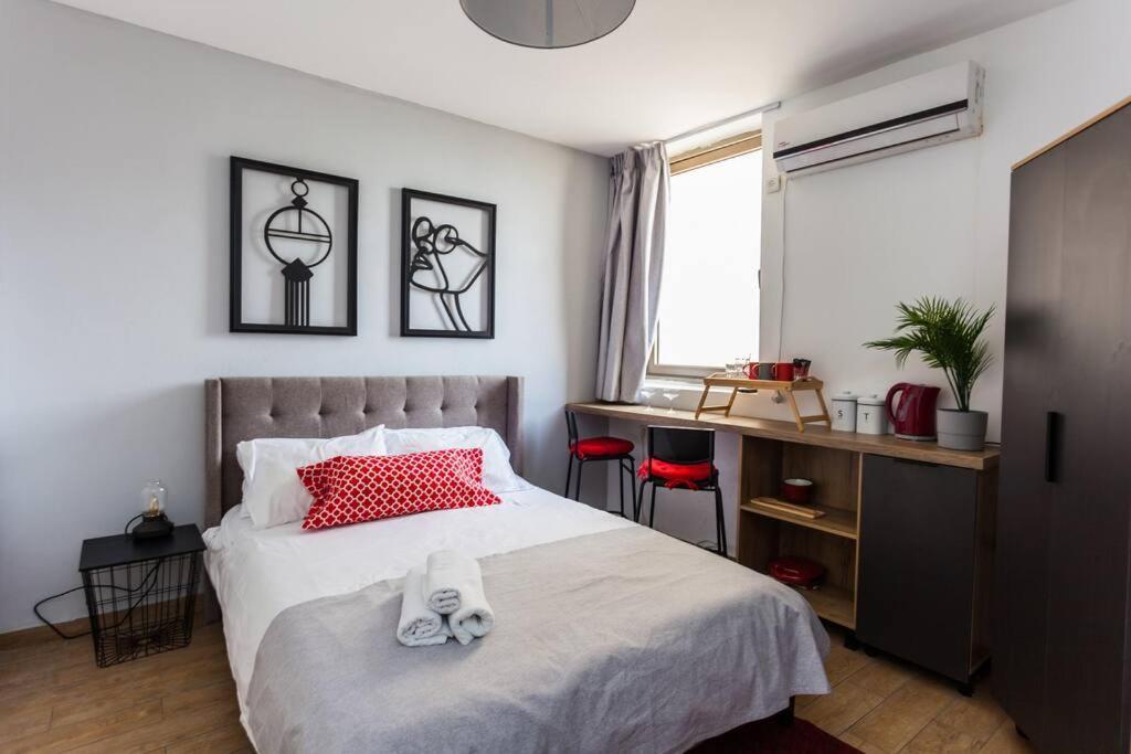 Perfectly Located Studio, Seaview, 2 Min To Sea! #6 Leilighet Tel Aviv Eksteriør bilde